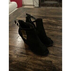 Qupid Women 7 M Black Peep Toe Bootie Ankle Boot High Heel Shoe Suede